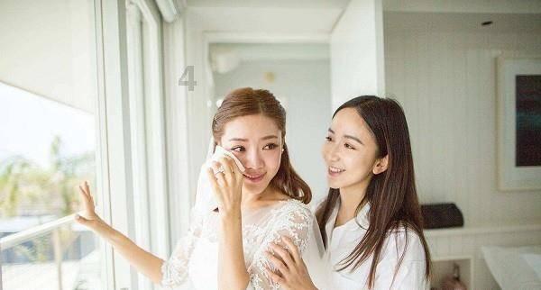 2019在邮政储蓄银行1年存1万，连续存3年，后来变成了20年的保险产品，玩在可退吗？游戏画面